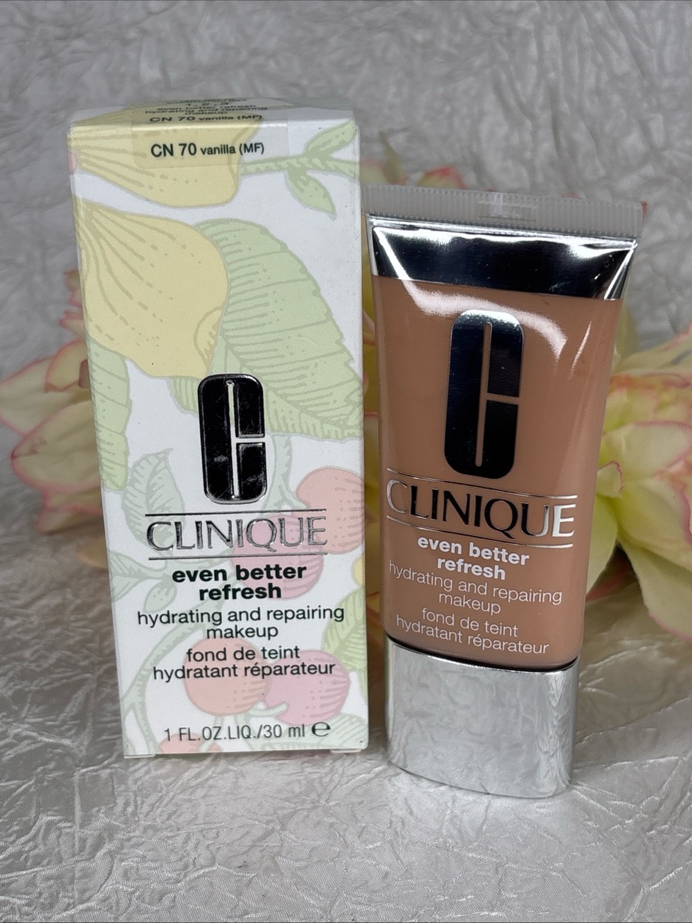 CLINIQUE EVEN BETTER REFRESH HYDRATING & REPAIRING MAKEUP ~ CN 70 Vanilla NIB